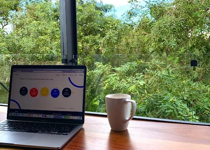 Glass Jungle With Amazing Views -10 Min Dt Pousada