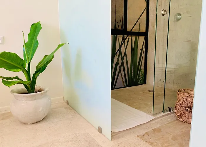 Glass Jungle With Amazing Views -10 Min Dt Pousada